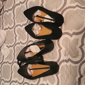 Black flat dress shoes